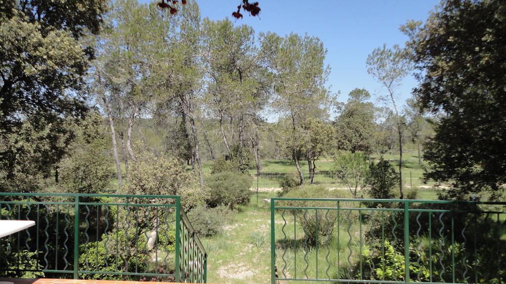Bungalow Claret Vacquières المظهر الخارجي الصورة