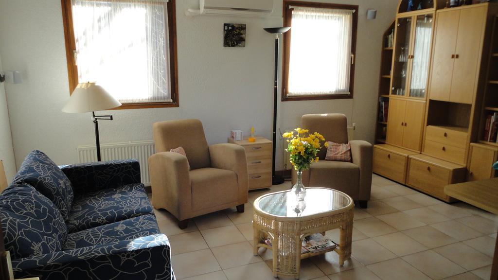Bungalow Claret Vacquières المظهر الخارجي الصورة