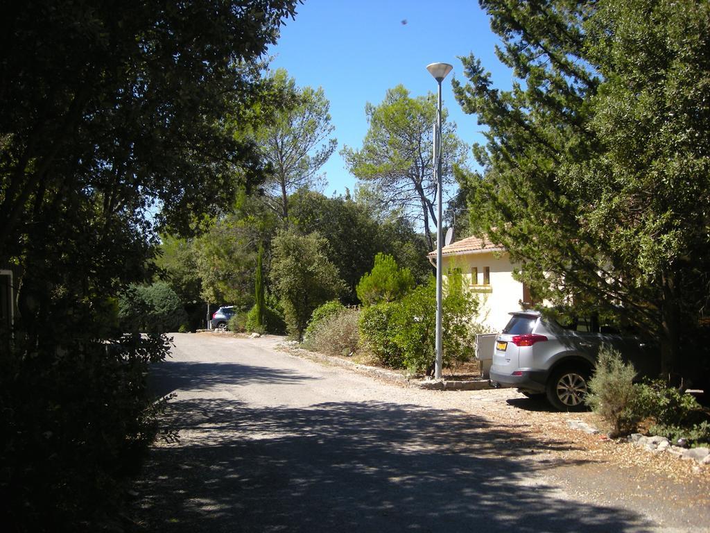 Bungalow Claret Vacquières المظهر الخارجي الصورة